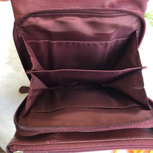 Giani Bernini Softy Core, Wine, NWT - Picture 6 of 7